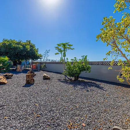 La Aldaba 1 * Puerto De Naos