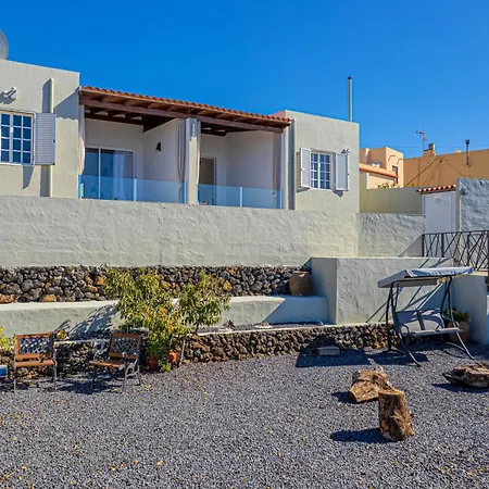 La Aldaba 1 Puerto De Naos