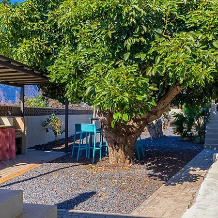 La Aldaba 1 Puerto De Naos