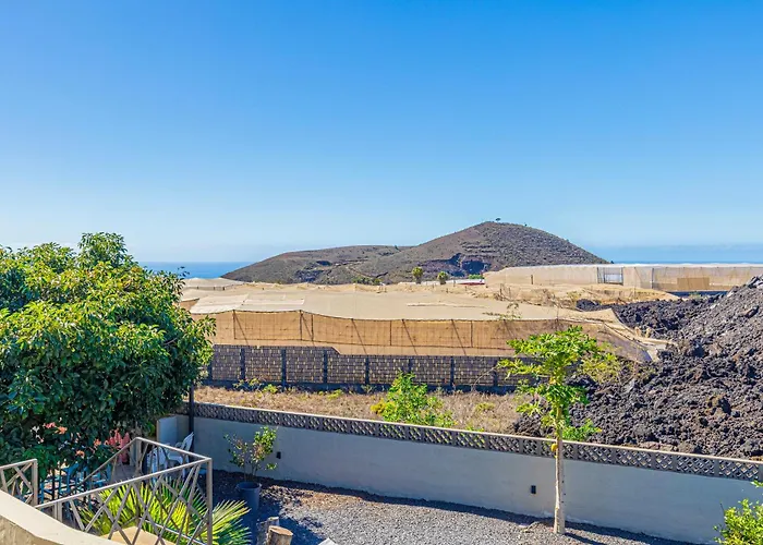 La Aldaba 1 * Puerto De Naos